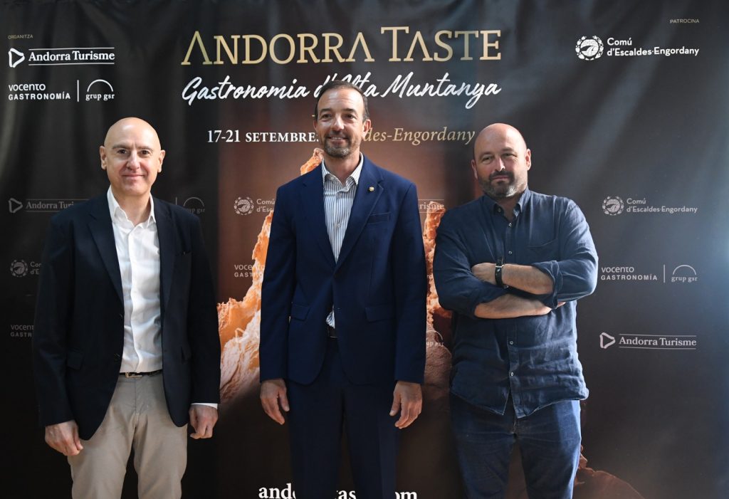 Del 17 al 21 de septiembre tendrá lugar la cuarta edición de Andorra Taste, el encuentro internacional de gastronomía de alta montaña. Este año, el congreso amplía la mirada hacia los Alpes como territorio invitado, profundizando en su diversidad culinaria y explorando nuevas perspectivas de la cocina alpina.