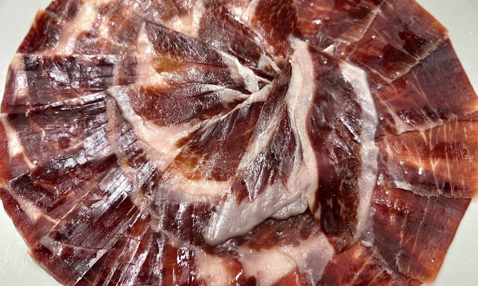 Cenas de Navidad en Restaurant KRAM Gastronómico & Parrilla Josper. Reserva ya tu mesa y asegura una experiencia gastronómica inolvidable estas fiestas.