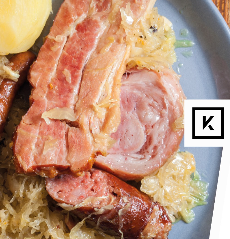 🥨 LLEGAT MICHELIN A KRAM: L’ESSÈNCIA DE JEAN-LOUIS NEICHEL “CHOUCROUTE” Hi ha noms que defineixen la història de la gastronomia, i Jean-Louis Neichel n'és un. Director d'El Bulli el 1975 i artífex de la seva primera estrella Michelin el 1976, Neichel va portar l'alta cuina francesa a l'excel·lència absoluta. A KRAM, com a amants de l’alta gastronomia, volem retre homenatge a aquest mestre que mai ha oblidat els sabors de la seva infantesa a l'Alsàcia. Per això, ens complau anunciar un esdeveniment únic: el retorn de la seva mítica Choucroute, un plat que és llegenda viva a França 🏰✨ Cuinada a foc lent amb vi Riesling, saïm de porc i una selecció excepcional de carns (garró, cansalada fumada i autèntiques salsitxes d'Estrasburg), aquesta recepta és un viatge directe al cor de França. 🍴 MENÚ DEGUSTACIÓ ESPECIAL (55 €) (Begudes no incloses) Prepareu el paladar per a una vetllada inoblidable: Benvinguda: El caràcter del formatge Munster. Entrants: Torradeta amb anxoves de l'Escala i Pebrot del piquillo farcit de ventresca de tonyina. El Plat Icona: La Choucroute Neichel en la seva màxima expressió. Postres: Pastís Tatin amb nata aromatitzada amb canyella. Final: Cafè i xocolates, gentilesa del nostre xef. 📅 DETALLS DE L'ESDEVENIMENT Data: 18 de Març Hora: A partir de les 13:30 h (A les 1:30 h del migdia) Lloc: KRAM (Av. Meritxell, 90, Andorra la Vella) ⚠️ RESERVA JA! Les places són molt limitades per a aquesta cita històrica. 📲 Reserves: +376 696 666 🌐 #Andorra #KramAndorra #JeanLouisNeichel #Choucroute #MichelinStar #GourmetAndorra #FoodiesAndorra #AltaCuina ##### 🥨 L'HÉRITAGE MICHELIN À KRAM : L'ESSENCE DE JEAN-LOUIS NEICHEL « CHOUCROUTE » Il existe des noms qui définissent l'histoire de la gastronomie, et Jean Louis Neichel est l'un d'eux. Directeur de El Bulli. En 1975, Neichel, devenu chef et créateur de sa première étoile Michelin en 1976, a porté la haute cuisine française à l'excellence absolue. À KRAM tant qu'amateurs de haute cuisine, nous souhaitons rendre hommage à ce maître qui n'a jamais oublié les saveurs de son enfance alsacienne. C'est pourquoi nous sommes ravis d'annoncer un événement unique : le retour de sa légendaire Choucroute, un plat qui est une légende vivante en France 🏰✨ Mijotée avec du vin Riesling, du saindoux et une sélection exceptionnelle de viandes (porc, lard fumé et authentiques saucisses de Strasbourg), cette recette est un voyage direct au cœur de la France. 🍴 MENU DÉGUSTATION SPÉCIAL (55 €) (Boissons non comprises) Préparez vos papilles à une soirée inoubliable : Accueillir : Le caractère du fromage Munster. Participants :Tartine aux anchois de L'Escala et poivron piquillo farci au ventre de thon. La plaque iconique : Le Choucroute Neichel dans sa plus haute expression. Gâteau Tatin à la crème parfumée à la cannelle. Final : Café et chocolats, offerts par notre chef. 📅 DÉTAILS DE L'ÉVÉNEMENT Données:18 mars Temps : À partir de 13 h 30 (À 13 h 30) Lieu : KRAM (av. Meritxell, 90, Andorre-la-Vieille) ⚠️RÉSERVEZ DÈS MAINTENANT ! Les places sont très limitées pour cet événement historique. 📲 Réserves :+376 696 666 🌐 #Andorra #KramAndorra #JeanLouisNeichel #Choucroute #MichelinStar #GourmetAndorra #FoodiesAndorra #AltaCuina 