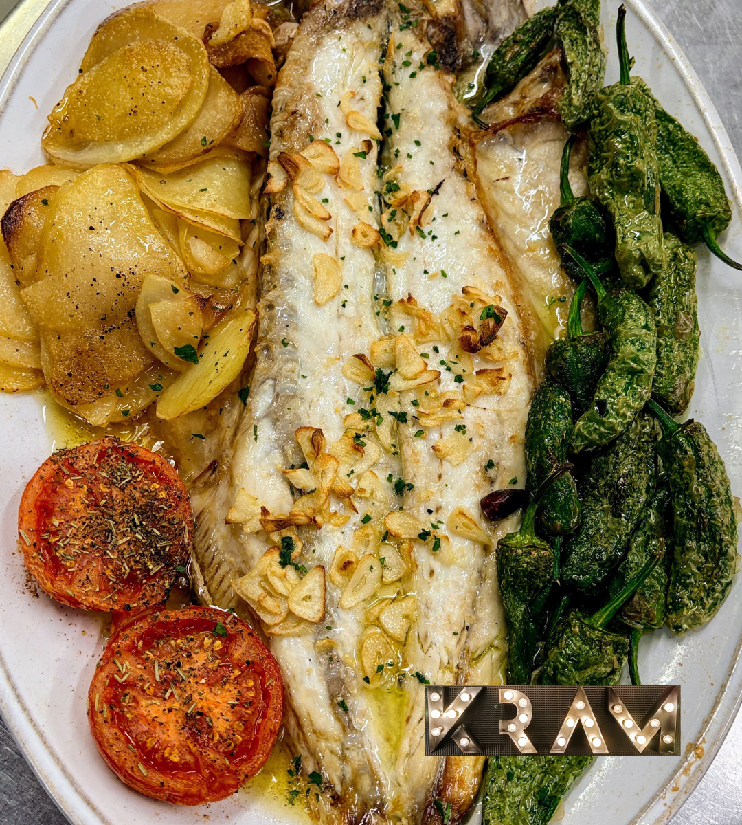 Al Restaurant KRAM tenim una debilitat… i es diu turbot salvatge. És el nostre plat estrella. Un producte excepcional que preparem al forn o a la brasa Josper, sempre al gust del client. Però si ens deixes donar-te un consell… com el de la fotografia és insuperable: pell cruixent, textura melosa i tot el sabor pur del mar. Treballem només amb turbot salvatge de primera qualitat, i el cuinem amb respecte absolut pel producte perquè cada mossegada sigui una experiència única i increïble. Si t’agrada el peix fresc fet com cal, aquest és el teu plat. T’esperem al KRAM per descobrir-lo. #RestaurantKRAM #TurbotSalvatge #BrasaJosper #CuinaDeProducte #AndorraGastronòmica